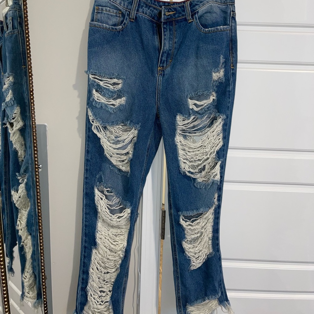 Fashion Nova Distressed Mom Jeans